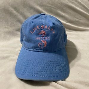 Women’s Salt Life Hat. One size fits most & 100% Cotton.